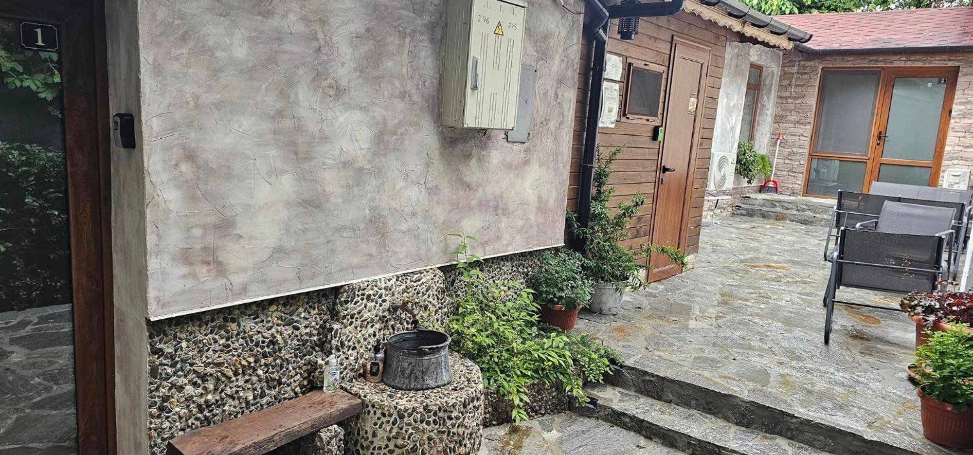 Стаи За Гости Лилия Hisarja Exterior foto